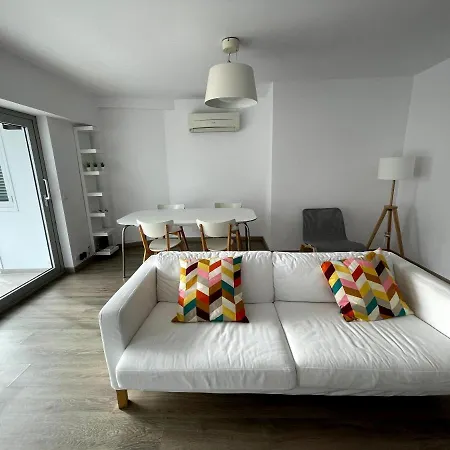 Pollensa Loft 波连萨港